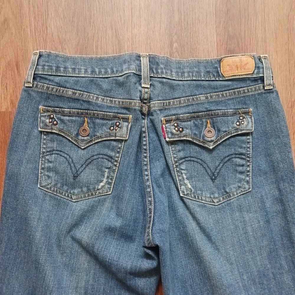Levis 515 Bootcut Jeans Womens 8 L Distressed Flap Pocket Studded Denim 31 x 32